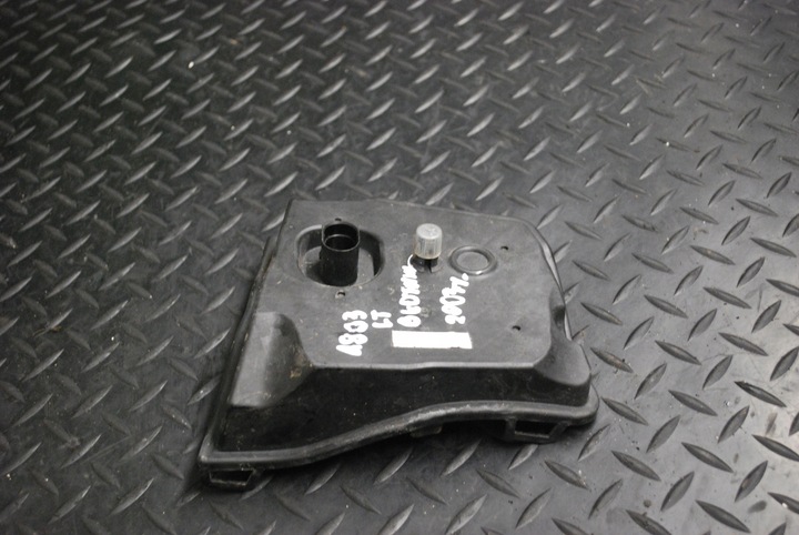 фото №1, Заглушка лампы левый зад w крыло audi a8 d3