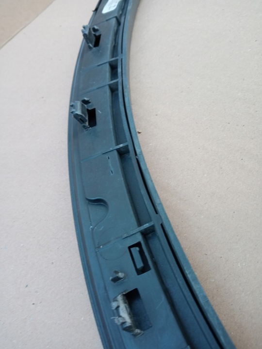 фото №9, Audi q5 80a накладка планка крила права перед