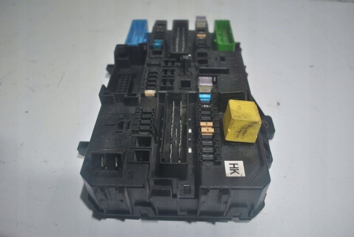 фото №7, Блок запобіжників opel astra h iii 13206762hk