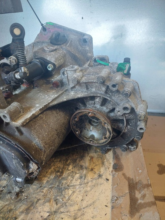 фото №7, Коробка передач коробки передач audi volkswagen 02j301107c механическая коробка передач