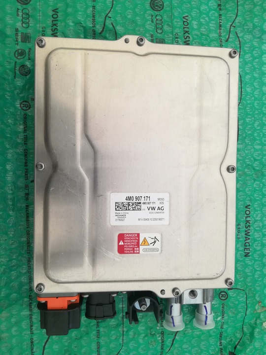 фото №1, Конвертер стабілізатор напруги audi q7 q8 4m0907171