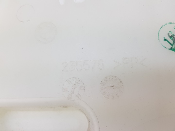 фото №5, Bmw seria 1 e81 бачок склоомивача оригінал