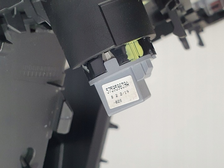 фото №10, Seat ibiza v 5 dekor рамка зміни коробки передач полиця pod indukcję 6f0863283 eu