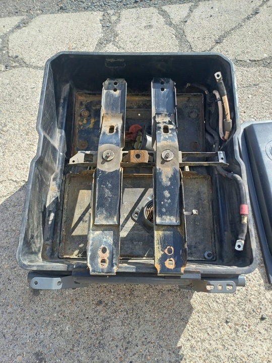 фото №8, Корпус основа коробка акумуляторів daf xf 106