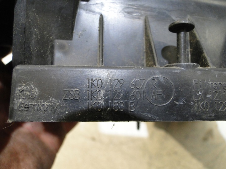 фото №7, Vw golf v корпус верхняя фильтра воздуха