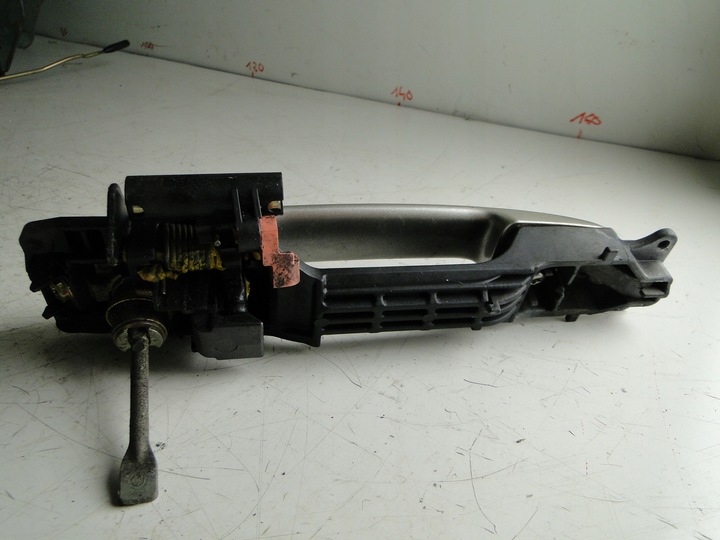 фото №3, Toyota corolla verso i ручка лівий перед передня