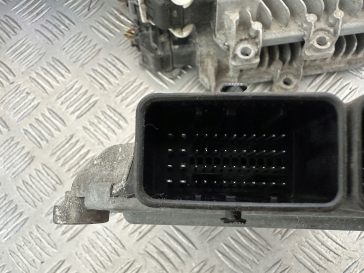 фото №9, Ford c-max mk1 2.0 tdci блок керування двигуном (ecu) 4m51-12a650-ze