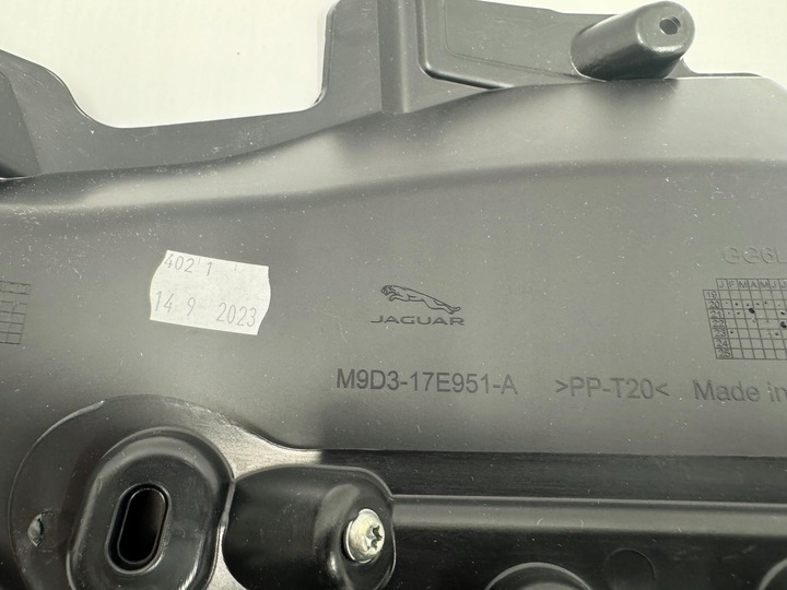 фото №4, Jaguar i-pace решётка заглушка бампера