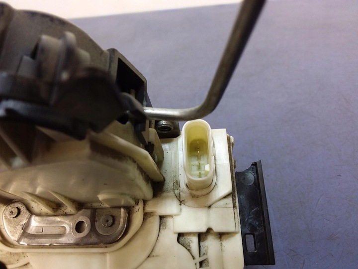 фото №4, Mercedes a w176 замок двері зад лівий a2040085999