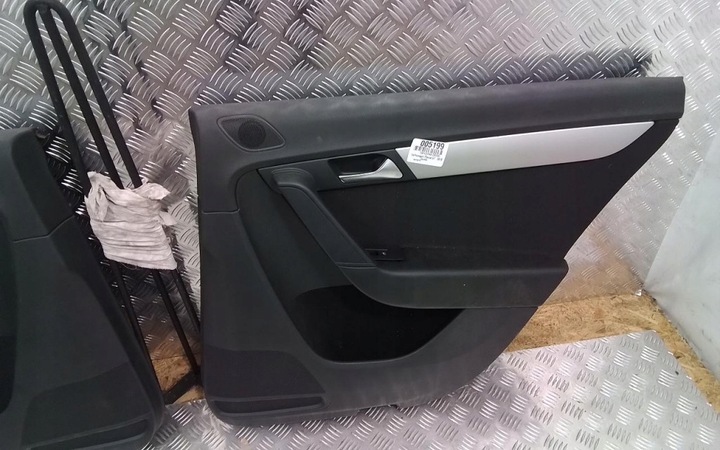 фото №4, Volkswagen passat b7 оббивка двері зад
