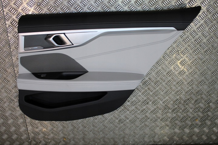 фото №9, Bmw m8 f93 g16 карта двері шкіра перед зад harman