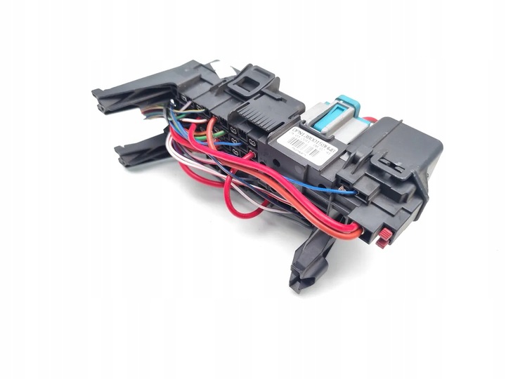 фото №2, Volvo xc70 рамка / модуль запобіжників d5 awd дизель 151kw 205 hp 2011