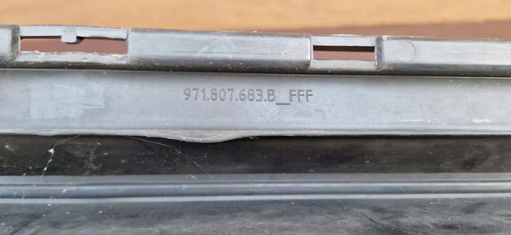 фото №7, Porsche panamera решітка бампера комплект 971807683b