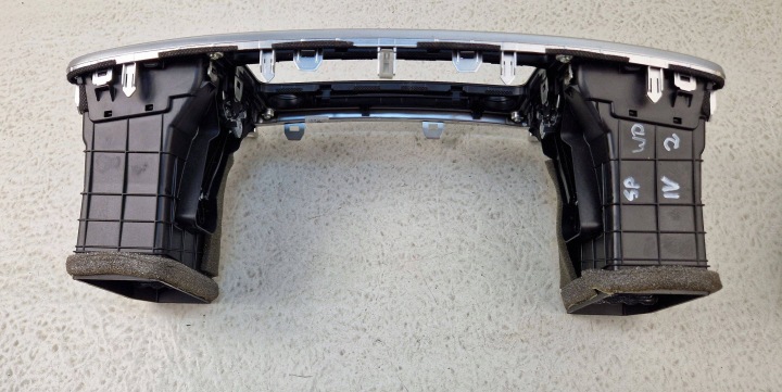 фото №7, Kia sportage 4 iv 15-21 рамка радио панели средние решётки воздуховод насадки