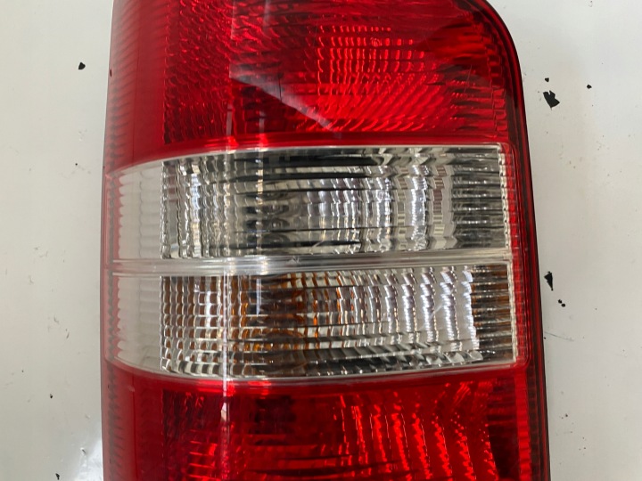 фото №11, Vw t5 multivan фара левое зад 7h5945095m