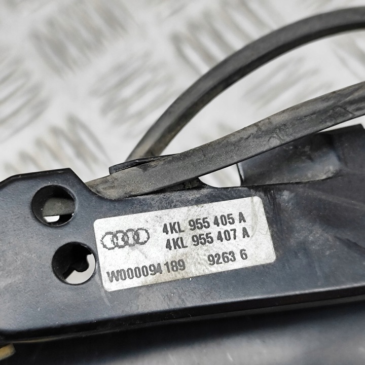 фото №8, Audi e-tron 2019 дворник стёкла передний / лобовой