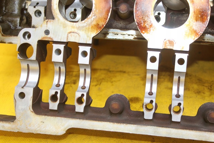 фото №10, Головка audi a4 b6 b7 vw passat b5 2.0 b alt 06b103373am 06b103127p