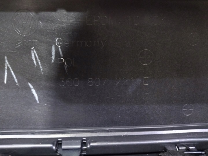 фото №15, 3g0807221e бампер перед версія pod 4pdc колір lb7r vw passat b8 рестайлінг 2020+