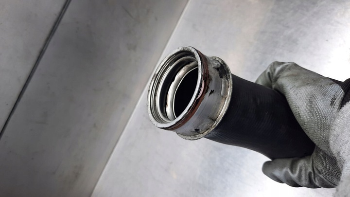 фото №4, Труба інтеркулер 1k0145834l vw passat b6 2.0 tdi