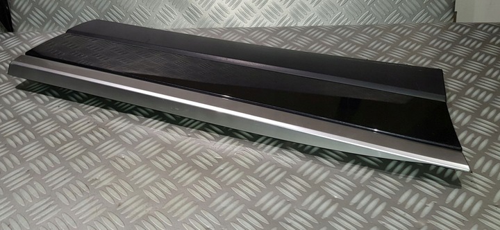 фото №10, Range rover vogue l405 планка дверь правая зад dół