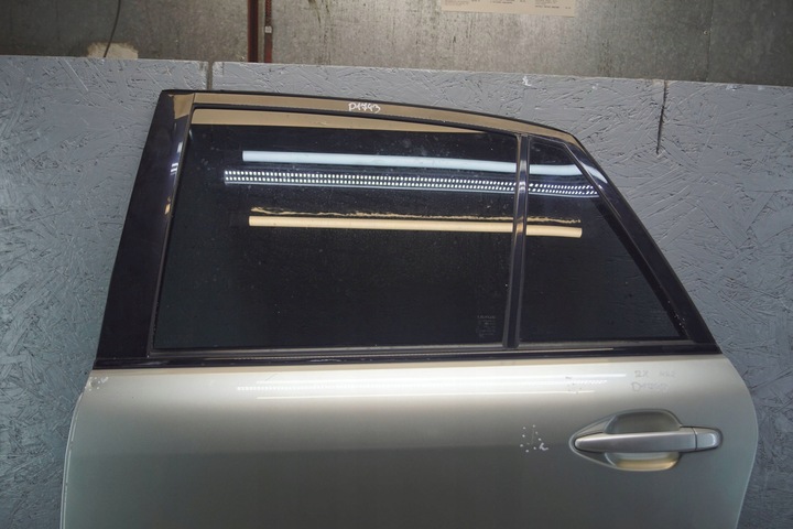 фото №5, Lexus rx ii 2 дверь левый зад 1c0 d1743