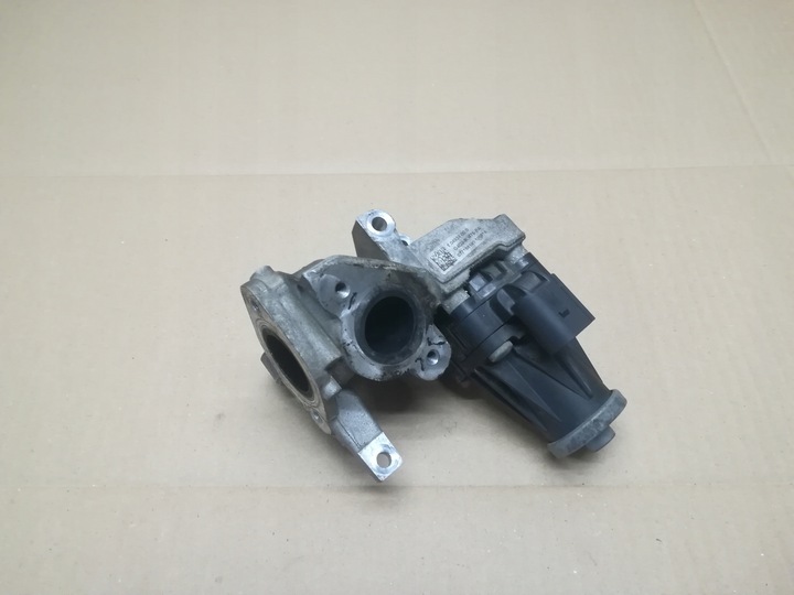 фото №1, Range rover 2.0 d клапан egr g4d3-9d475-ba