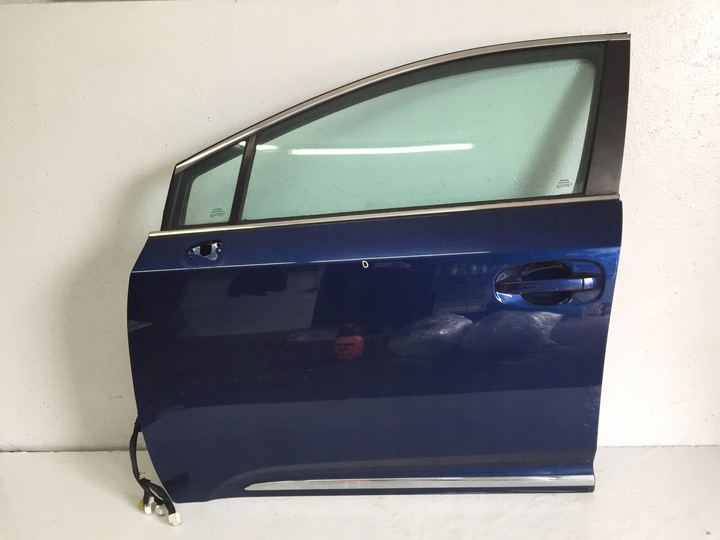 фото №1, Дверь перед левый toyota avensis iii t27 t29 8t5