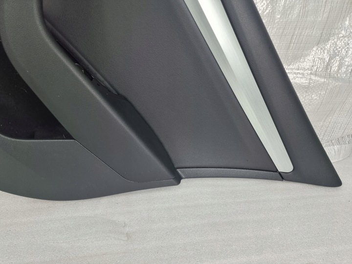 фото №5, Боковина обивка дверь правый зад superb iii 3v