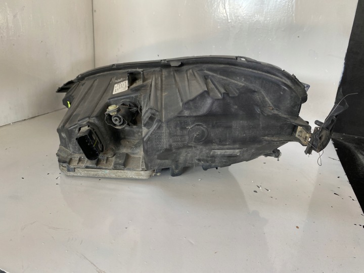 фото №11, Tesla s рестайлинг фара правое перед полный led 105357300c