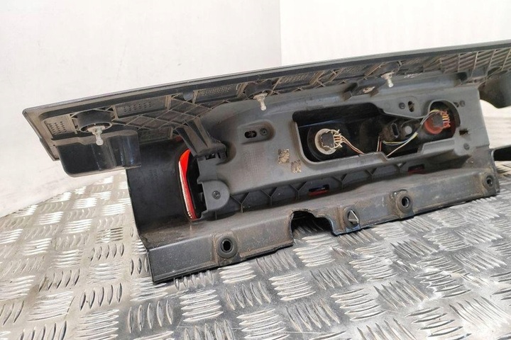 фото №13, Лампа левая задняя opel vivaro c 265a61090r 1.6l дизель 2016