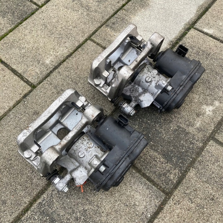 фото №10, Mercedes x156 / w246 супорт гальмівний праве зад trw 276x9