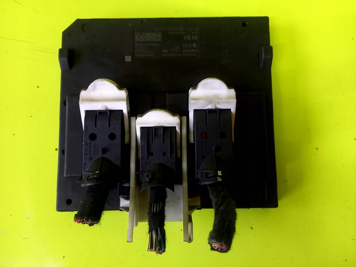 фото №1, Модуль комфорта bcm 5q0937084db vw golf vii 19r