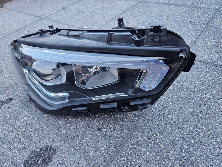 фото №10, Лампа правая перед mercedes cla w118 a1189068400