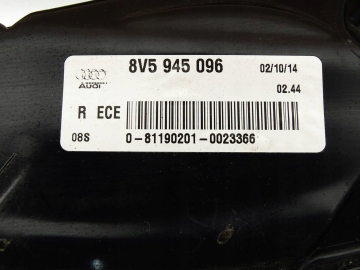 фото №8, Фара права задня праве зад audi a3 8v sedan 8v5945096