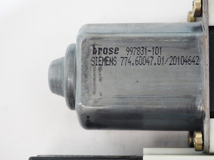фото №8, Citroen c4 двигунчик скла праве перед 9647441380