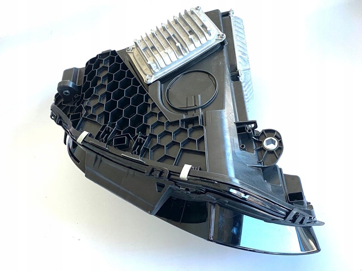 фото №12, Mercedes eqe 295 лампа передняя левая digital led