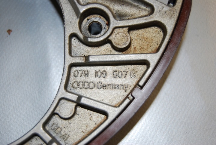 фото №11, Audi a6 c6 4.2 v8 bat кронштейн   079109507g