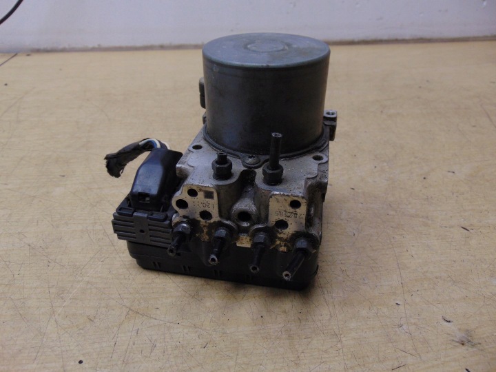 фото №10, Блок управления abs блок управления  toyota rav4 iv 2.2 44540-42311