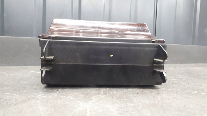 фото №6, Попільничка перед mercedes w210