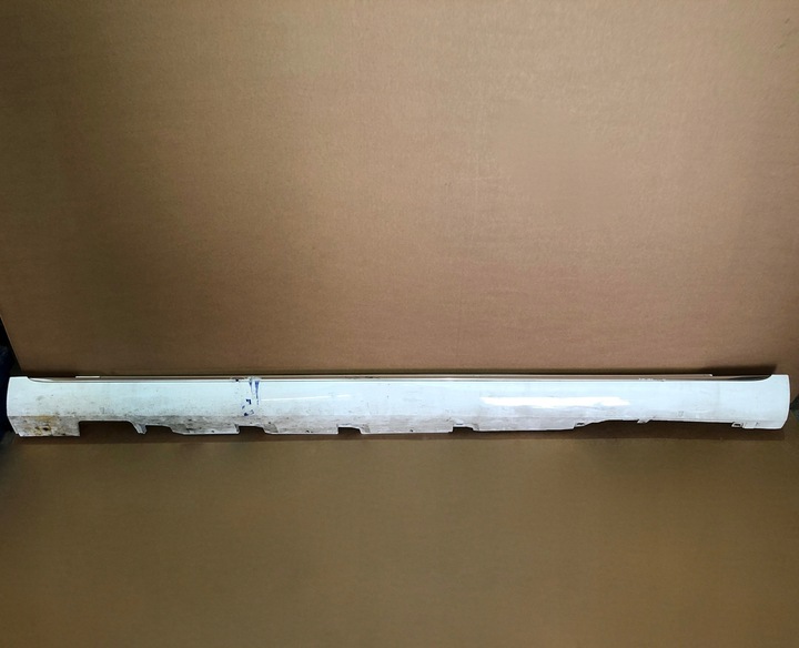 фото №1, Audi a8 4h планка накладка порогова ліва