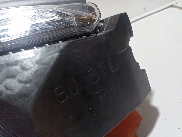 фото №9, Subaru forester v рестайлинг лампа перед полный led правая