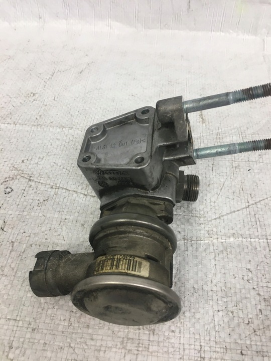 фото №1, Клапан egr volkswagen golf iv 1.6 06a131351b 06a131166