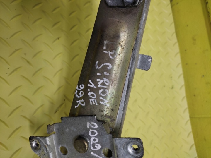 фото №7, Daihatsu sirion i 1.0 подъемник стекла левые перед 8572097201
