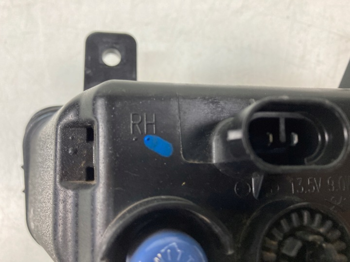 фото №5, Галоген праве dodge ram led 68477196aa