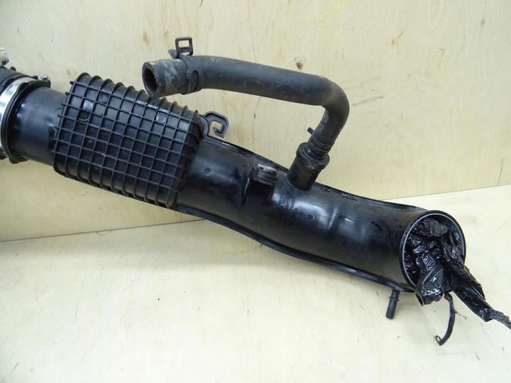 фото №6, Volvo v40 ii 2.0 шланг воздуха турбины труба 31319691