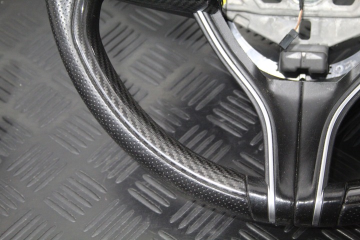 фото №7, Руль декоры консоли карбон levante m161