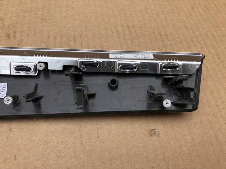 фото №12, Планка dekor панели audi e-tron 50 4kl853190r korzeń orzecha włoskiego 2xb
