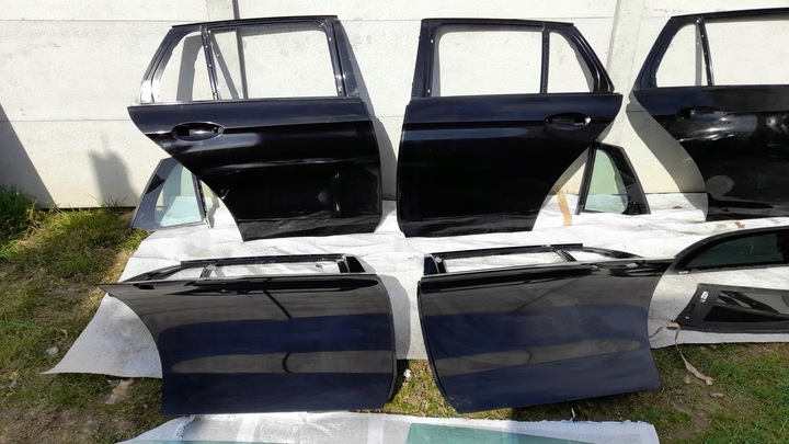 фото №1, Дверь чёрные левая задние mercedes e w213 s213 универсал org адаптер