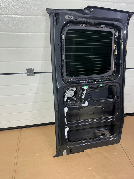 фото №14, Двері лівий зад, ліві задні, крило mercedes w447, vito tourer c7831