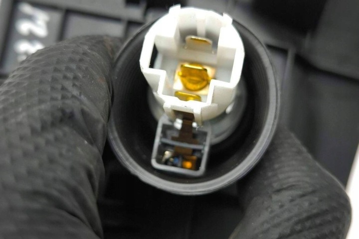 фото №10, Гніздо 12v porsche cayenne 92a 7p5863440b 3.6l бензин 220kw 2011